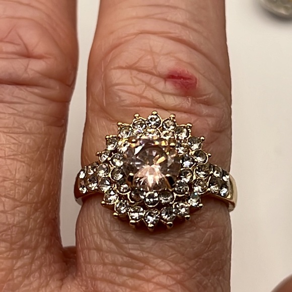 SPARKLE BUNDLE! 2 PAIRS OF EARRINGS AND ONE RING, SIZE 8 - Picture 2 of 9